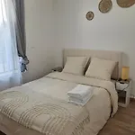 Residences Eska Apartman *
