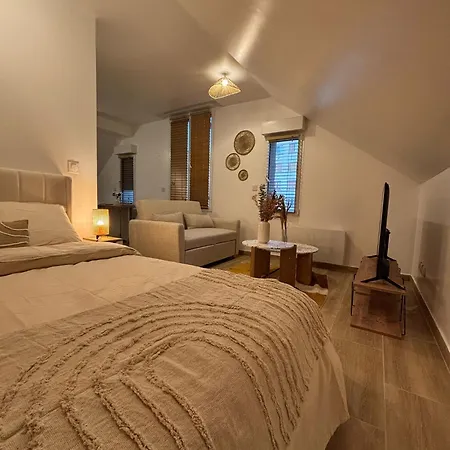 Apartment Residences Eska