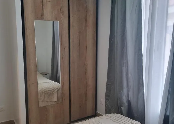 Apartment Residences Eska Bobigny